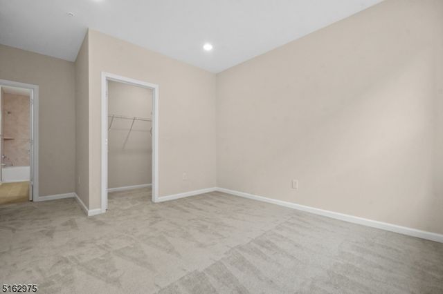 8 Jessica Ln 2103, Union Twp., NJ 07083
