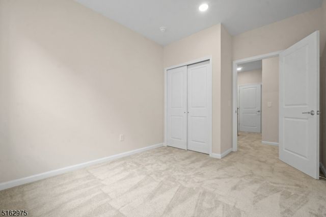 8 Jessica Ln 2103, Union Twp., NJ 07083
