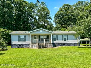 1385 Waterfront Drive Drive, Dandridge, TN 37725