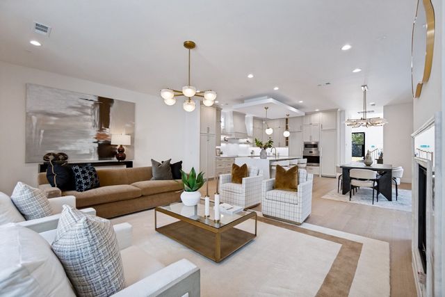 3719 W Beverly Drive, Dallas, TX 75209