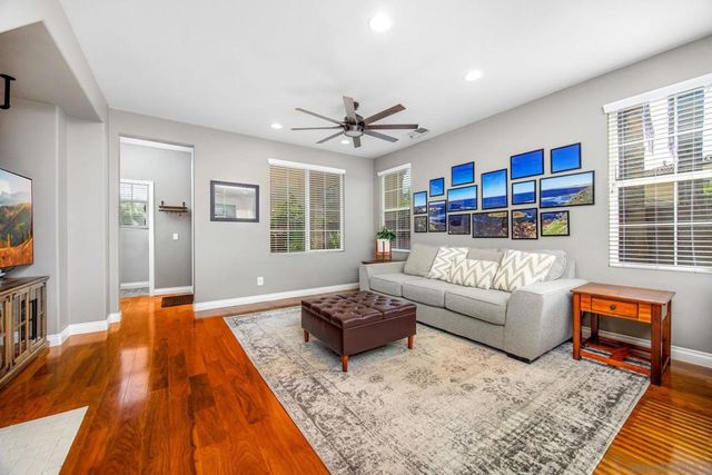 7413 Cortile Bellaza, San Diego, CA 92129