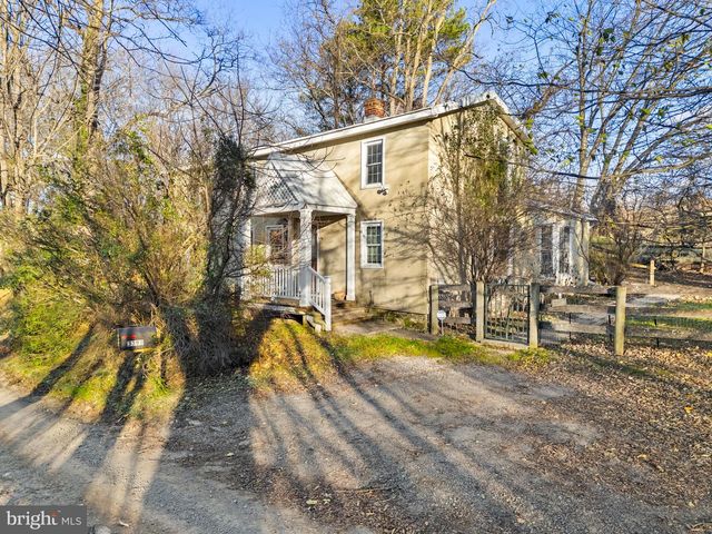 3393 LOST CORNER RD, Delaplane, VA 20144