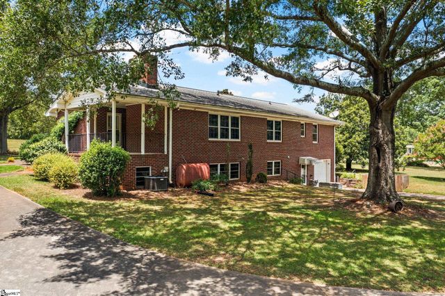 350 Sandy Springs Road, Pelzer, SC 29669
