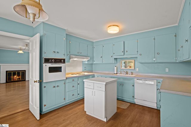 350 Sandy Springs Road, Pelzer, SC 29669