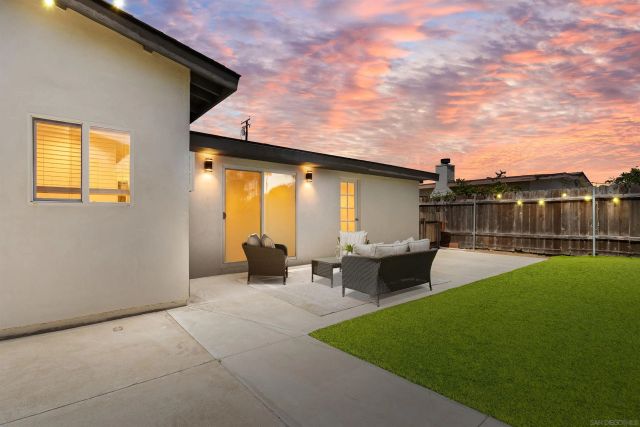 5243 Triana St, San Diego, CA 92117