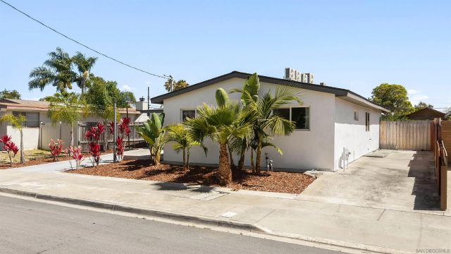 5243 Triana St, San Diego, CA 92117