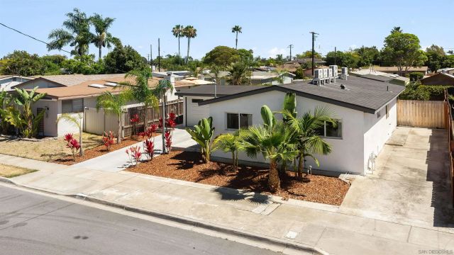 5243 Triana St, San Diego, CA 92117