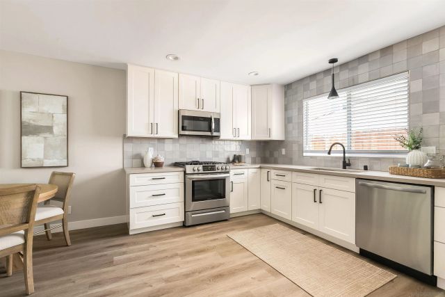 5243 Triana St, San Diego, CA 92117