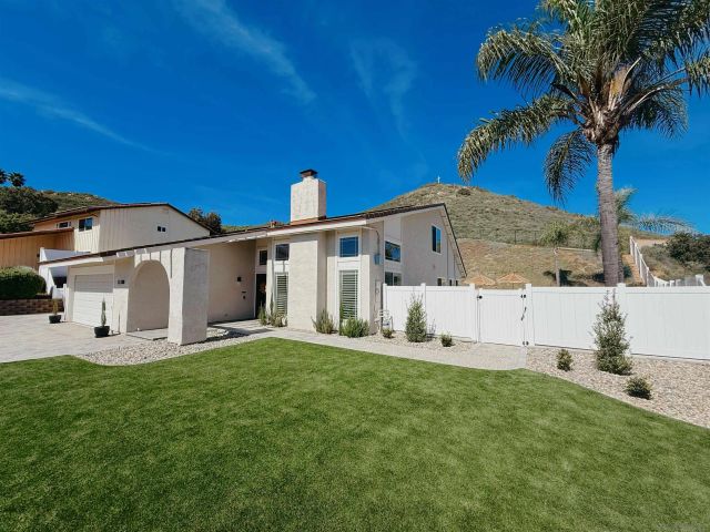 12388 Reata Ct, San Diego, CA 92128