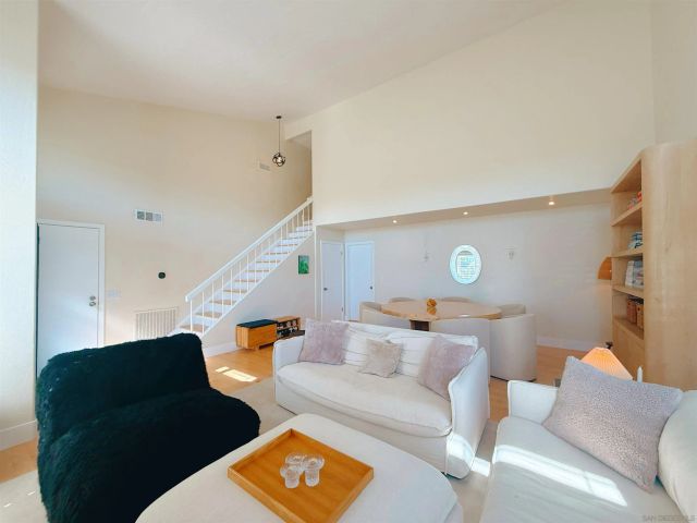 12388 Reata Ct, San Diego, CA 92128