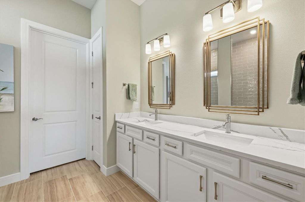 Image 18 of property listing at 9311 BARRIER COAST TRAIL, Parrish, FL 34219