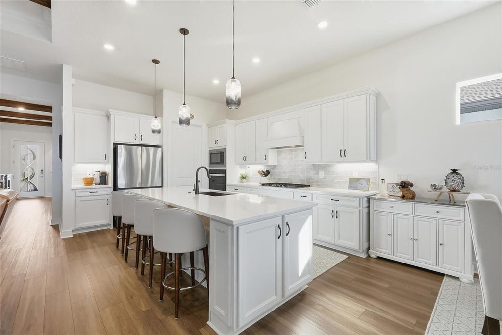 Image 10 of property listing at 9311 BARRIER COAST TRAIL, Parrish, FL 34219