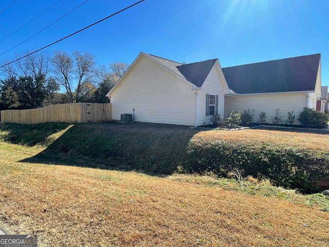 7 Crest View Circle, Carnesville, GA 30521