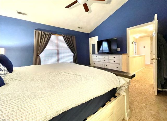 2248 Ships Crossing, Chesapeake, VA 23323