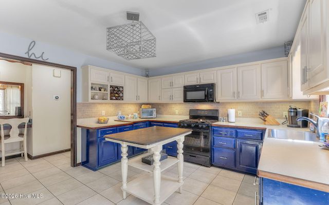 123 N Marshall Road, Shawboro, NC 27973