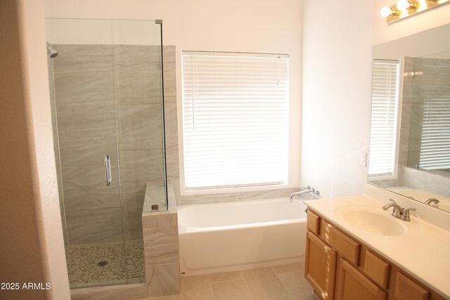 16044 S 18th Avenue, Phoenix, AZ 85045