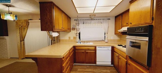 1 1 Castlewood, Pittsburg, CA 94565