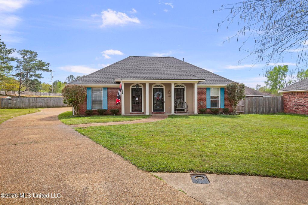 1228 Crossview Court, Brandon, MS 39042