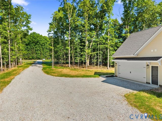 1545 Palmore Rd, Powhatan, VA 23139