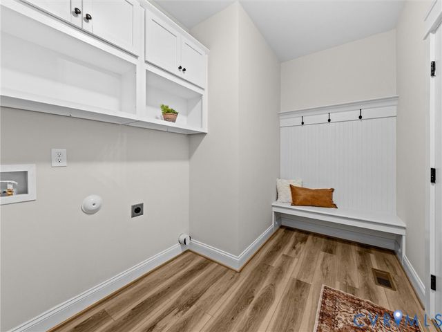 1545 Palmore Rd, Powhatan, VA 23139