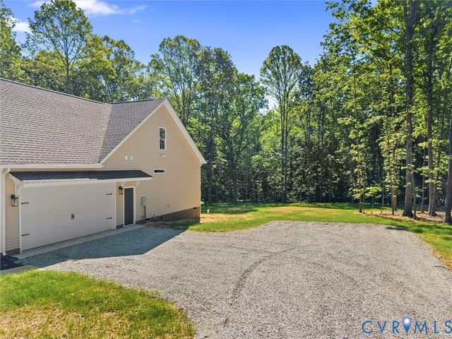 1545 Palmore Rd, Powhatan, VA 23139