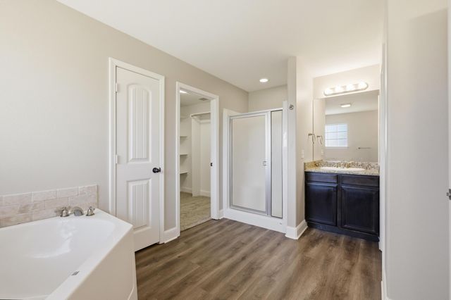 1513 Arthurs Court, Webb City, MO 64870