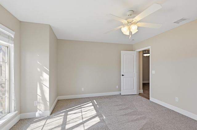 1513 Arthurs Court, Webb City, MO 64870