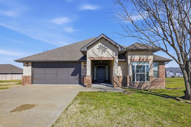 1513 Arthurs Court, Webb City, MO 64870