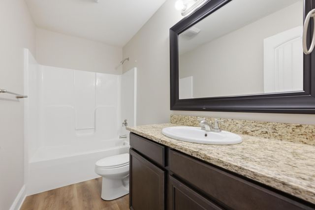 1513 Arthurs Court, Webb City, MO 64870