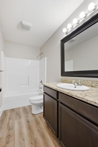 1513 Arthurs Court, Webb City, MO 64870