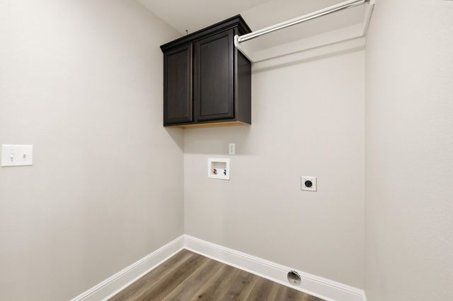 1513 Arthurs Court, Webb City, MO 64870