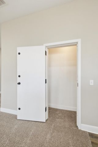 1513 Arthurs Court, Webb City, MO 64870