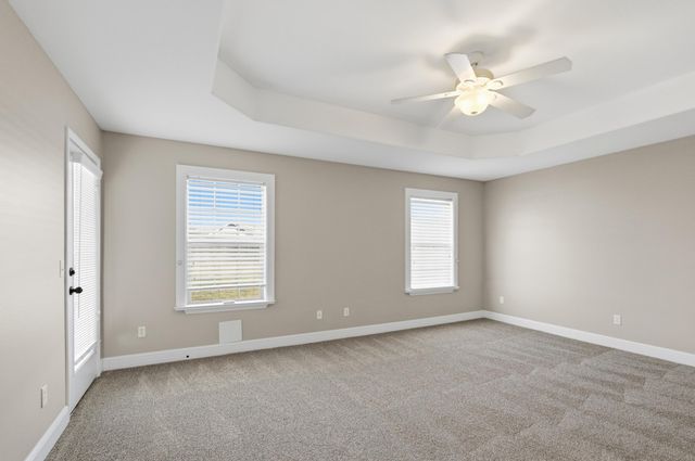 1513 Arthurs Court, Webb City, MO 64870