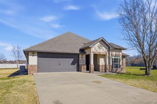 1513 Arthurs Court, Webb City, MO 64870