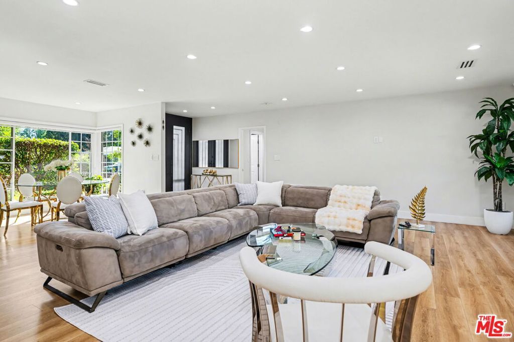 17409 Kinzie Street, Los Angeles, CA 91325 — exterior