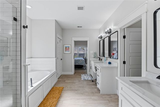 13849 Hawksnest Bay Dr, Corpus Christi, TX 78418