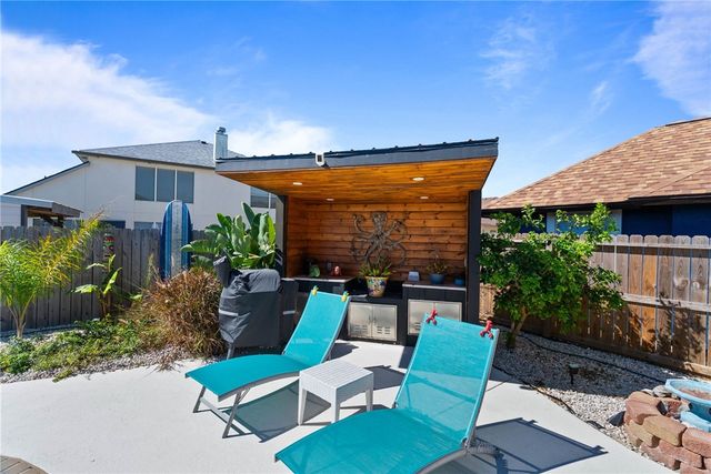 13849 Hawksnest Bay Dr, Corpus Christi, TX 78418