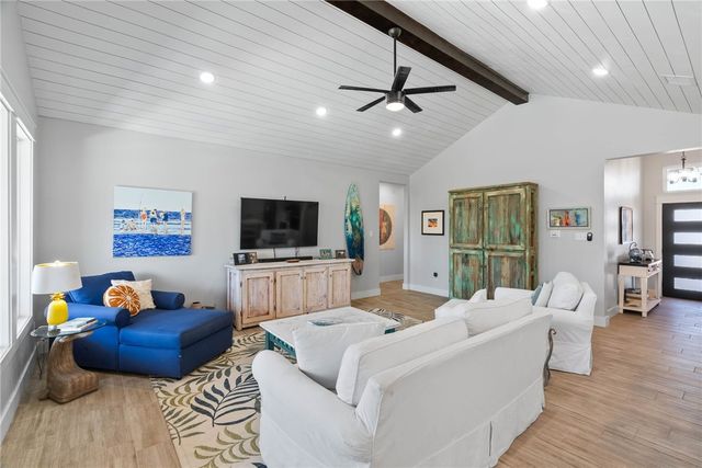 13849 Hawksnest Bay Dr, Corpus Christi, TX 78418