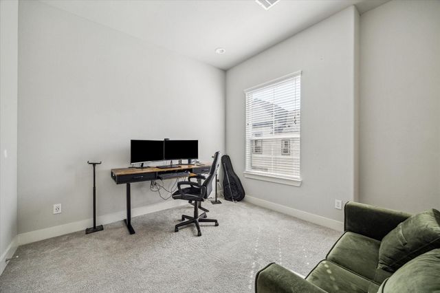 10926 Brookeshire Chase Lane, Houston, TX 77043