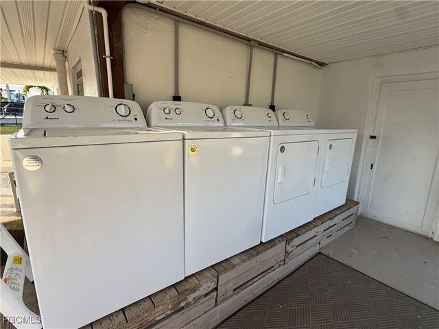 19281 #30 San Carlos BLVD, Fort Myers Beach, FL 33931