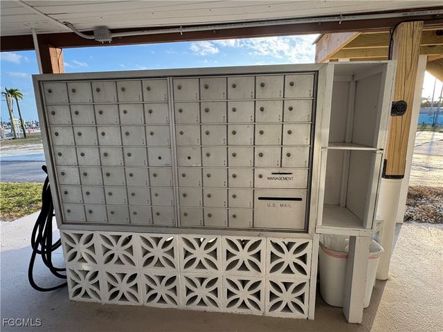 19281 #30 San Carlos BLVD, Fort Myers Beach, FL 33931