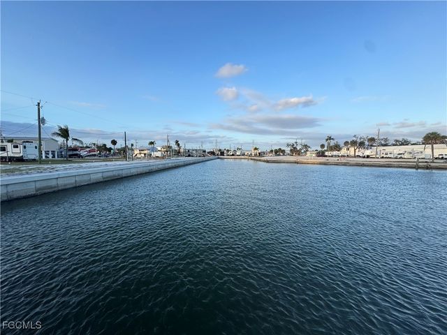 19281 #30 San Carlos BLVD, Fort Myers Beach, FL 33931