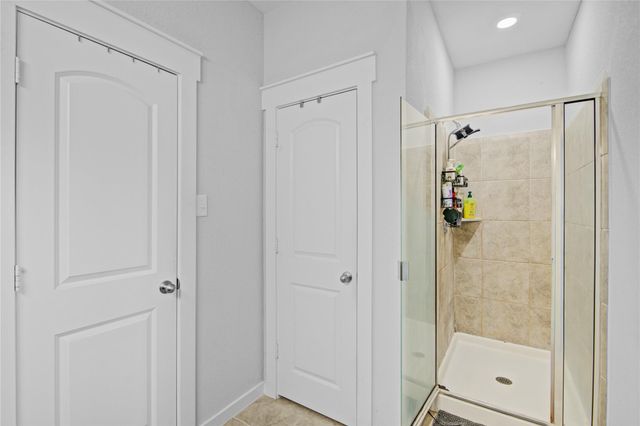 219 Lisa Marie Drive, Angleton, TX 77515