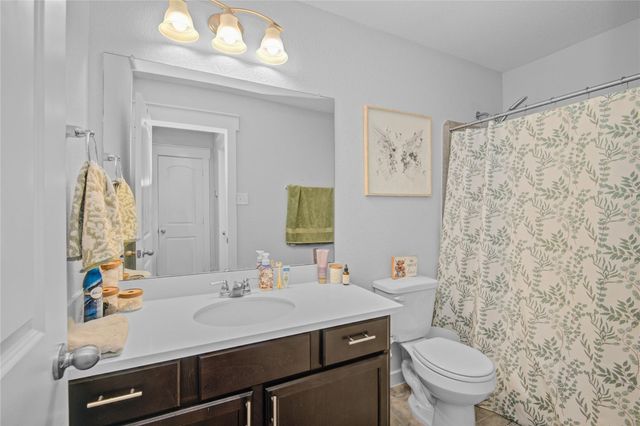 219 Lisa Marie Drive, Angleton, TX 77515