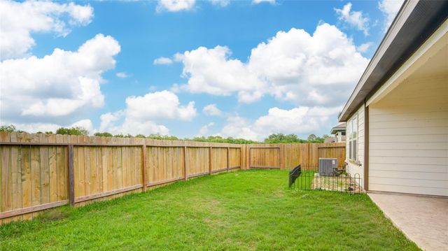 219 Lisa Marie Drive, Angleton, TX 77515