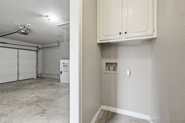514 W 148th Street S, Glenpool, OK 74033