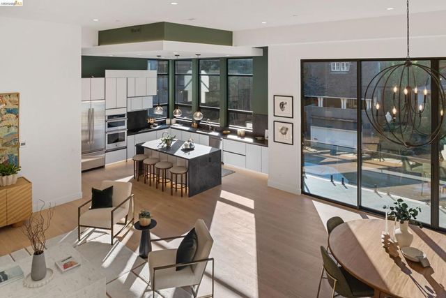 1675 Trestle Glen Rd, Oakland, CA 94610