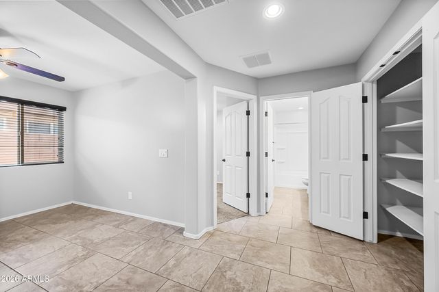 5032 S Curie Way, Mesa, AZ 85212