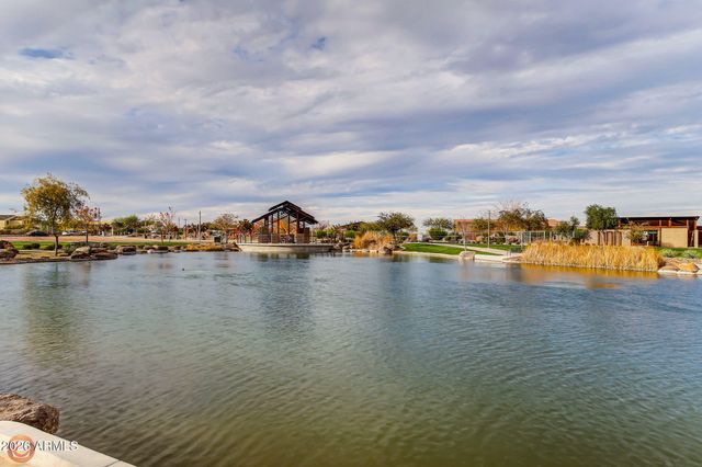 5032 S Curie Way, Mesa, AZ 85212