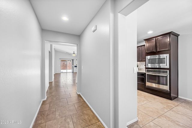 5032 S Curie Way, Mesa, AZ 85212